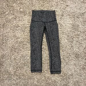 Lululemon Cropped Leggings